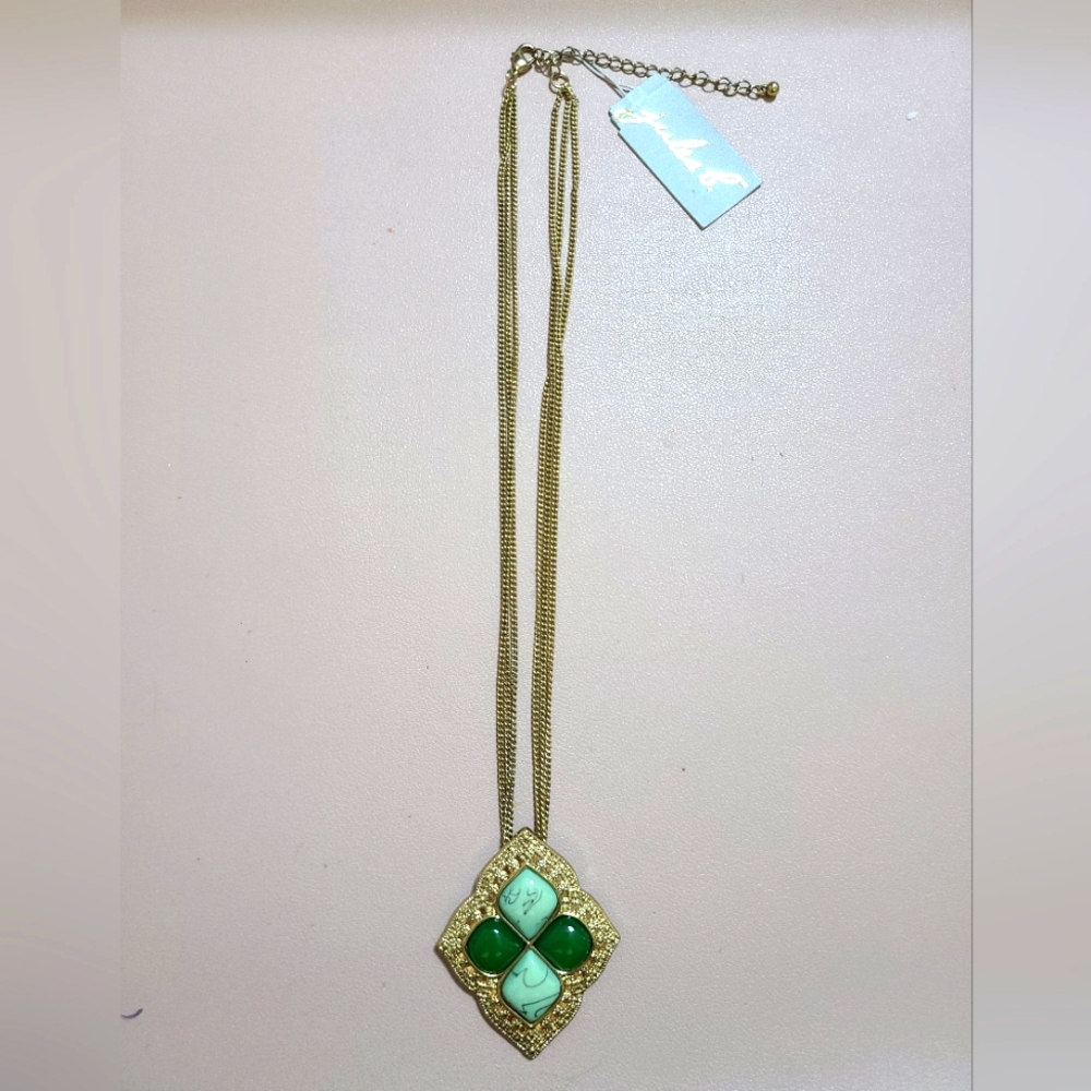 Pendant Necklace